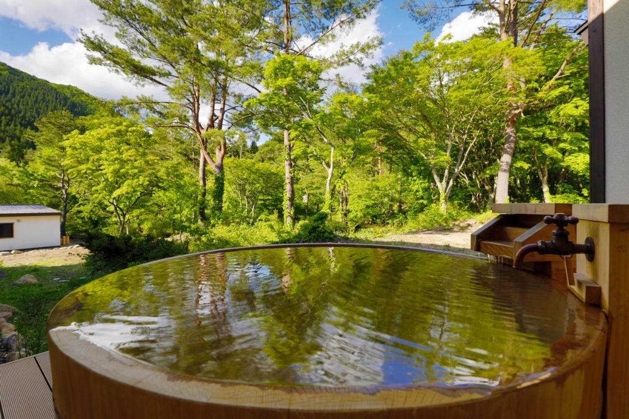 Yukemuri No Yado Inazumi Onsen Yuzawa  Buitenkant foto
