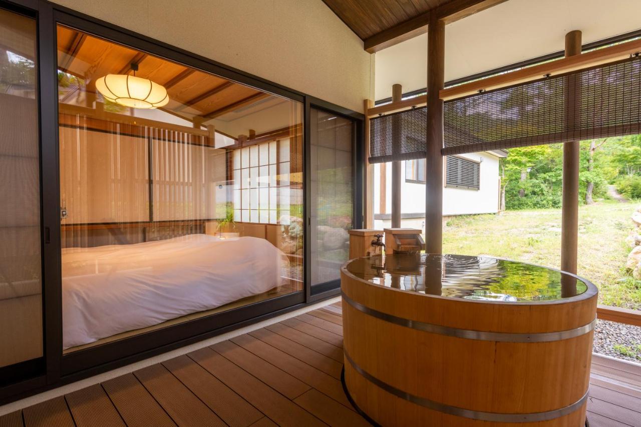 Yukemuri No Yado Inazumi Onsen Yuzawa  Buitenkant foto