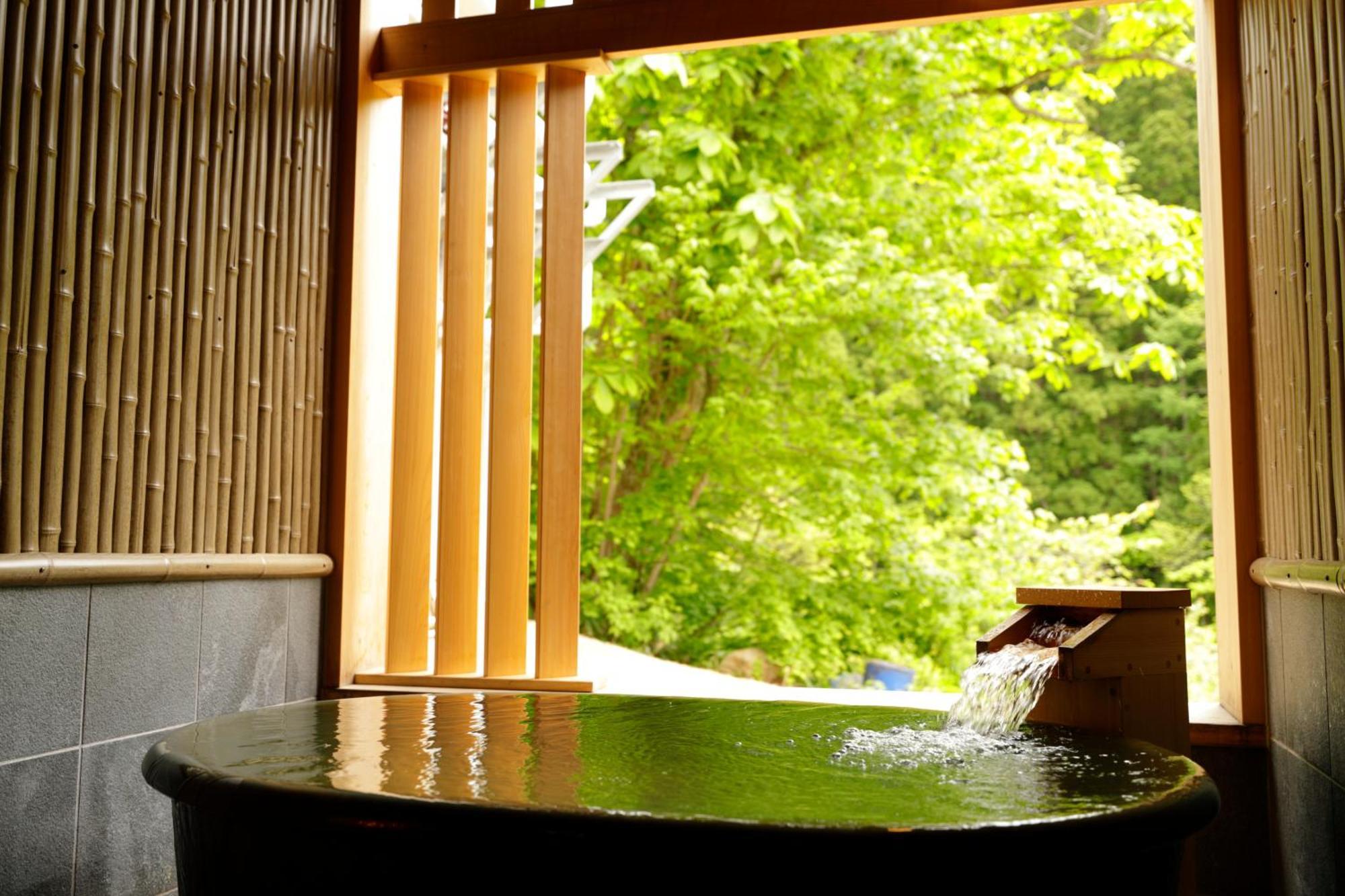 Yukemuri No Yado Inazumi Onsen Yuzawa  Buitenkant foto
